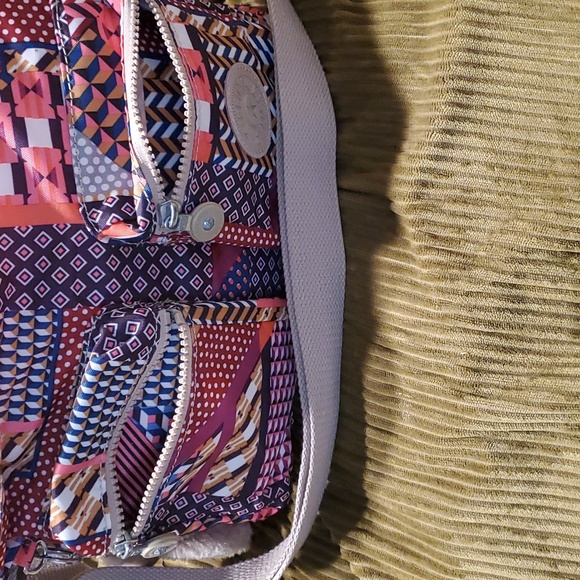 Kipling Bag - Picture 6 of 8